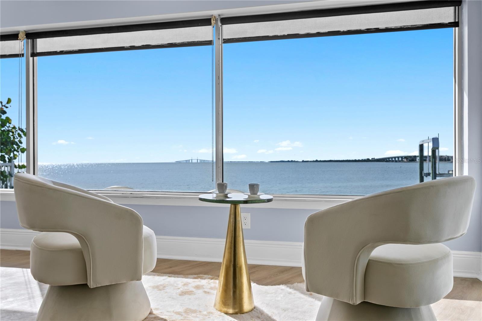 TB8447883 Property Photo