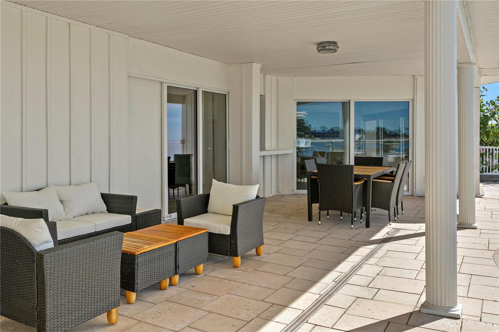 TB8447883 Property Photo