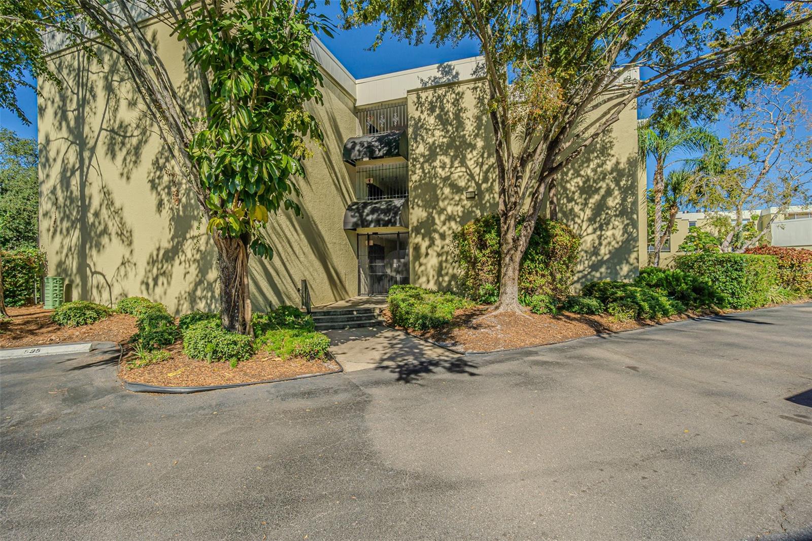 2302 S MANHATTAN AVE #219, TAMPA, FL, 33629