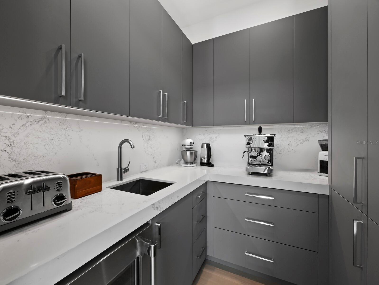 A4671970 Property Photo