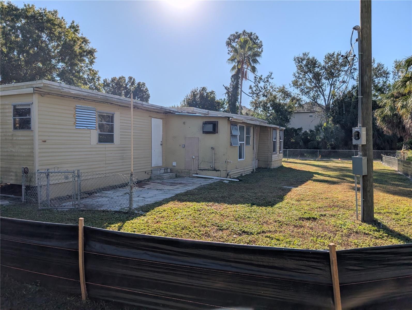 1331 MENTONE DR NE, ST PETERSBURG, FL, 33702