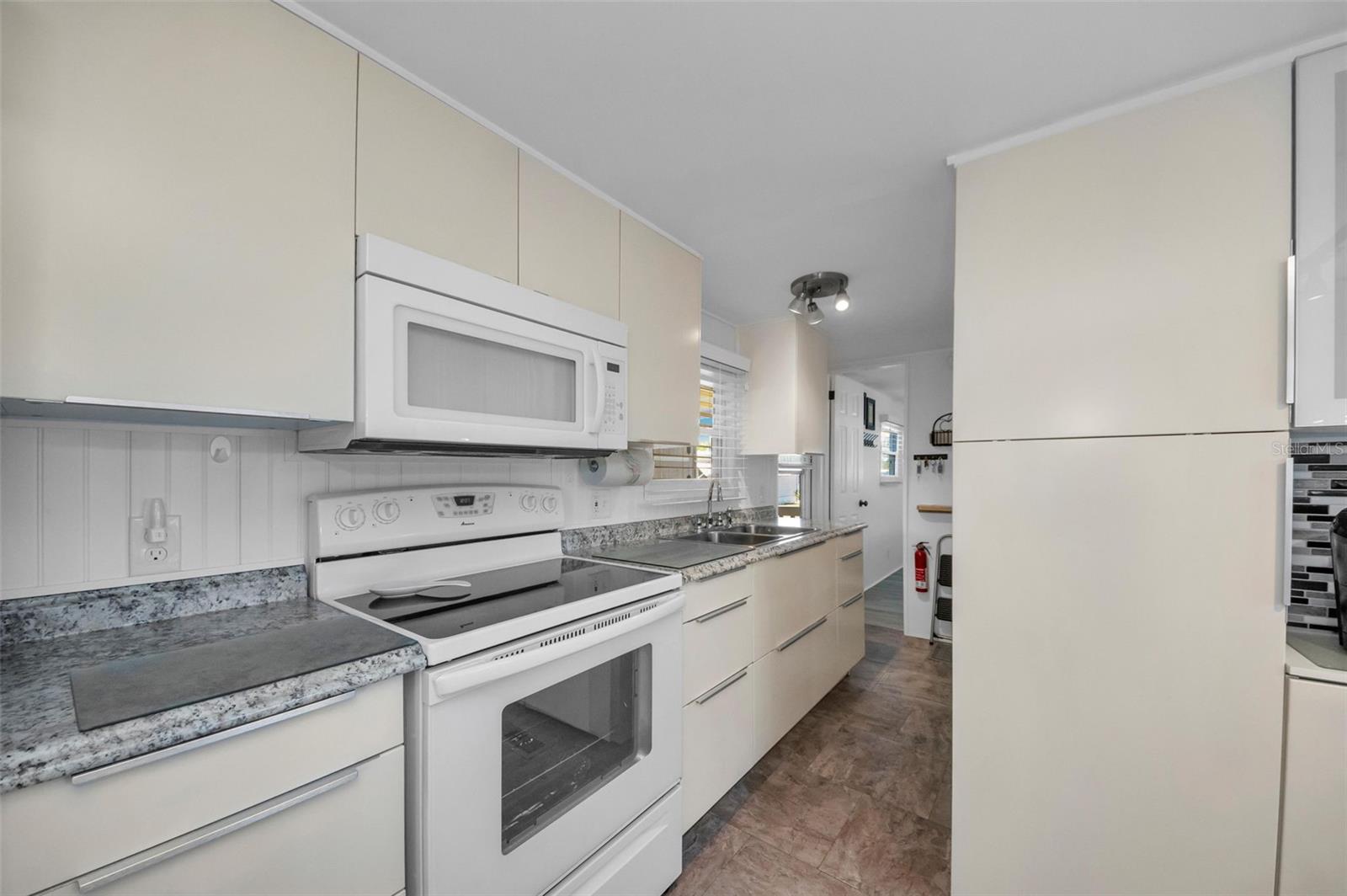 46 DRURY LN, TARPON SPRINGS, FL, 34689