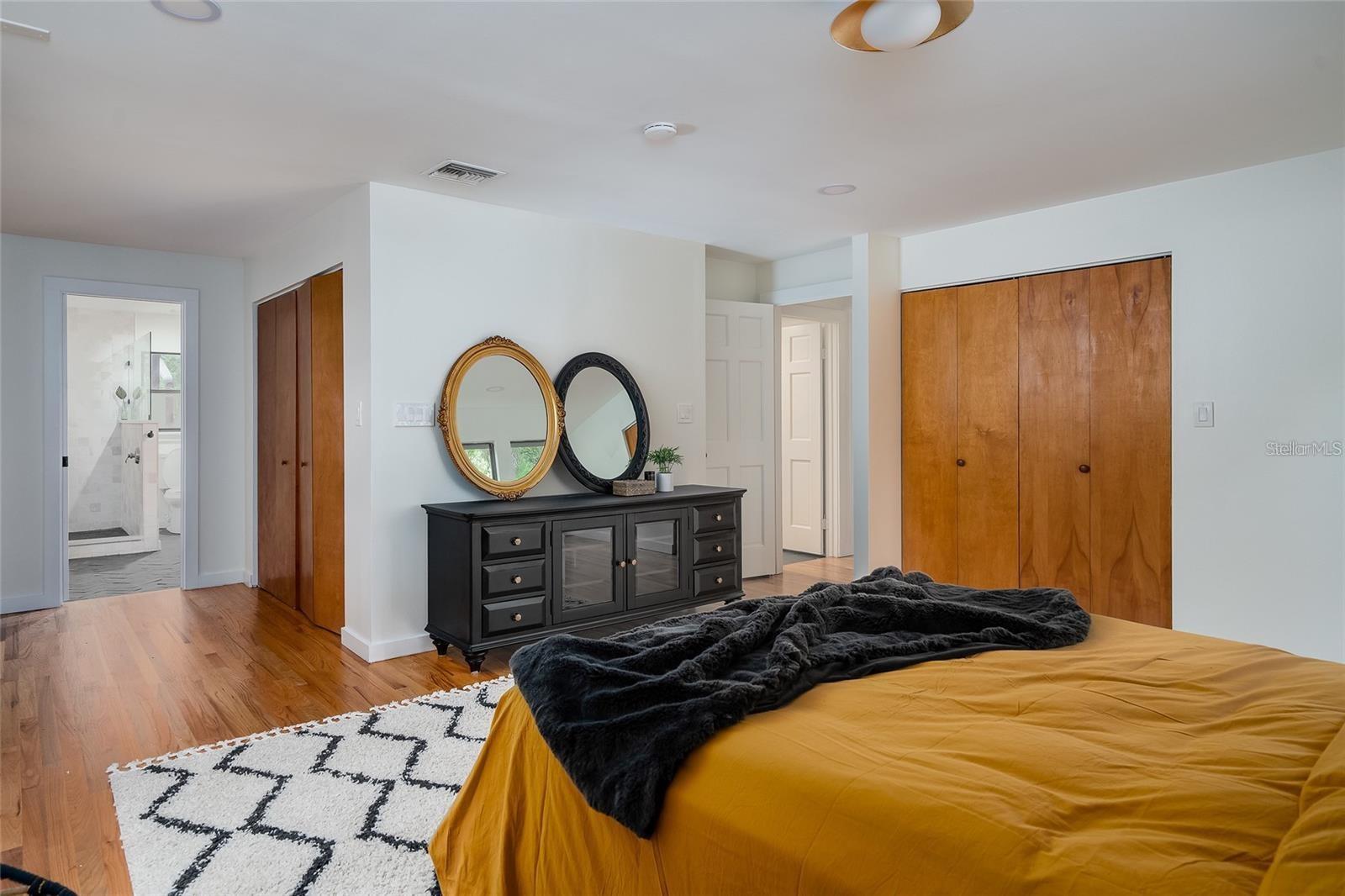 8303 N RIVER OAKS CT, TAMPA, FL, 33617