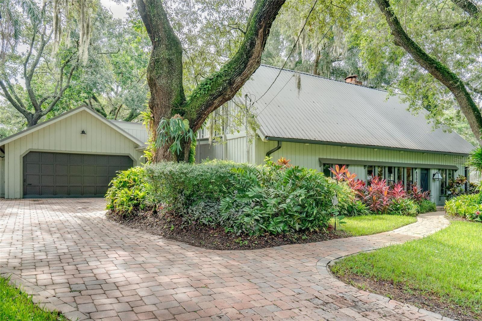 8303 N RIVER OAKS CT, TAMPA, FL, 33617