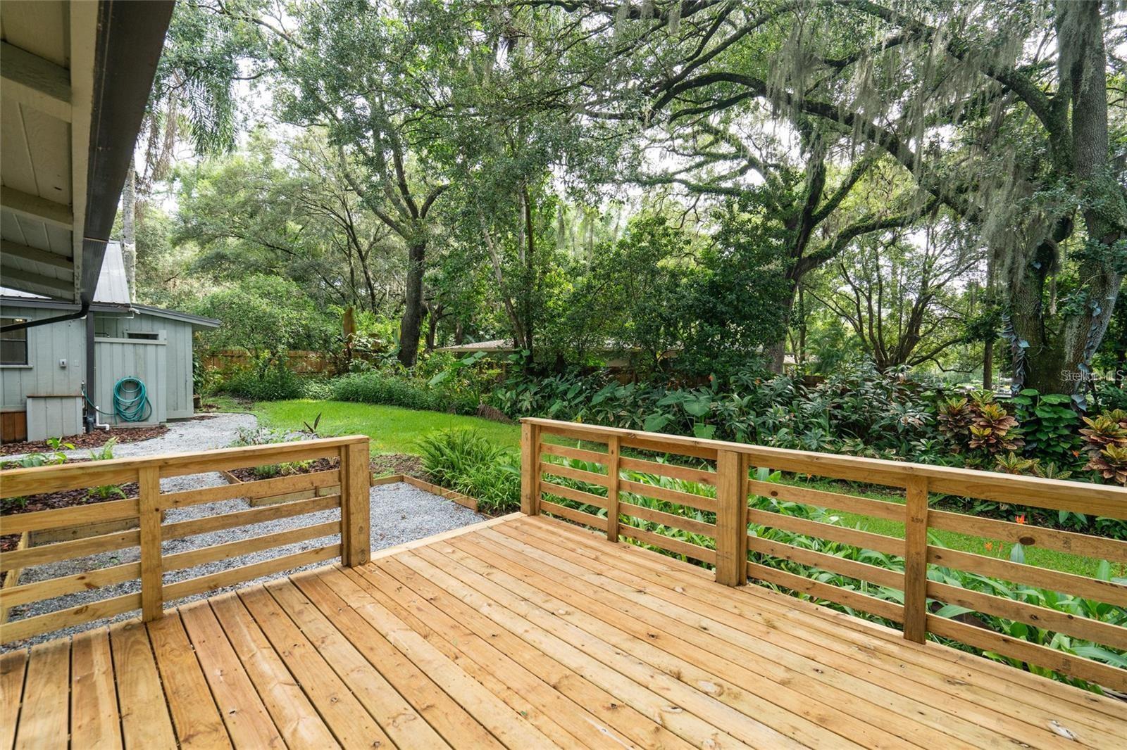 8303 N RIVER OAKS CT, TAMPA, FL, 33617