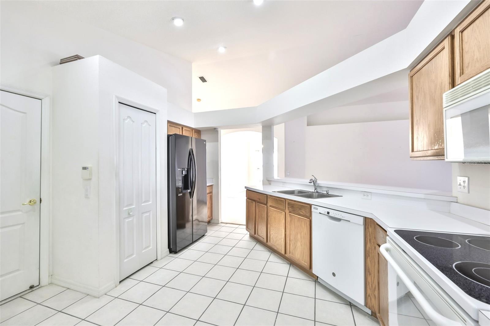 13012 BRIDLEFORD DR, GIBSONTON, FL, 33534