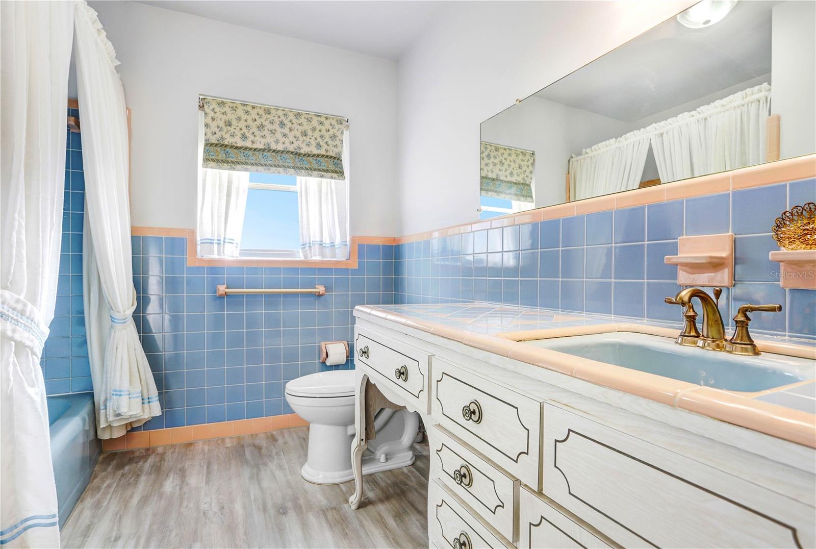 6823 OAK HILL DR, NEW PORT RICHEY, FL, 34653