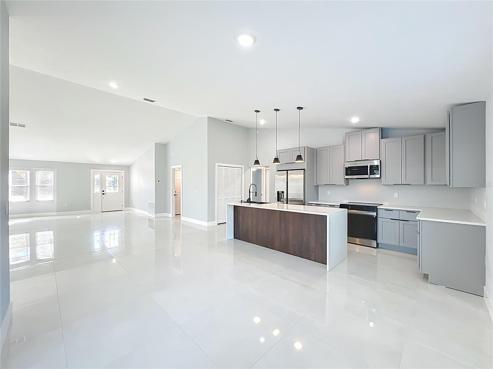 1911 ACADEMY ST NE, PALM BAY, FL, 32905