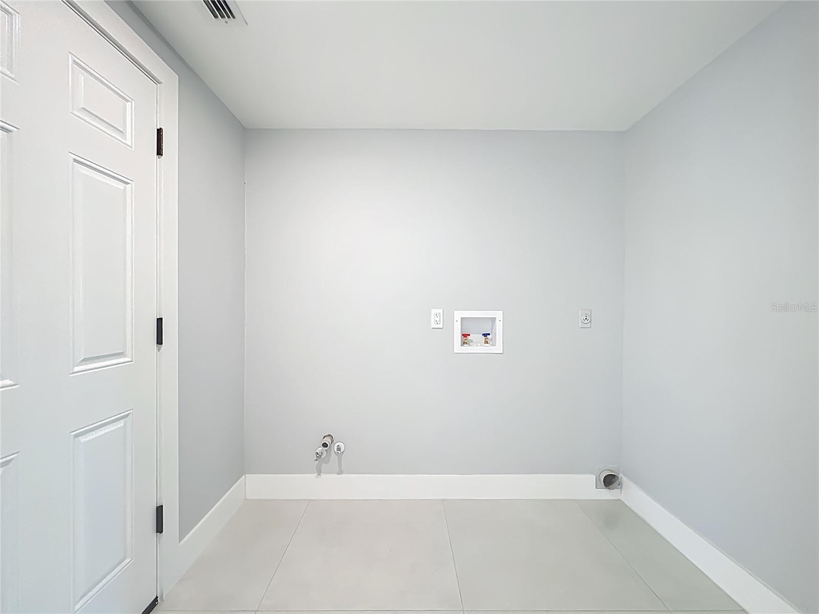 1911 ACADEMY ST NE, PALM BAY, FL, 32905