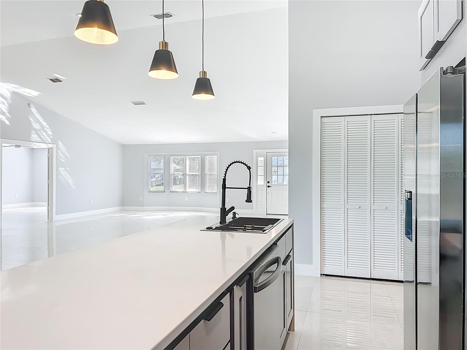 1911 ACADEMY ST NE, PALM BAY, FL, 32905