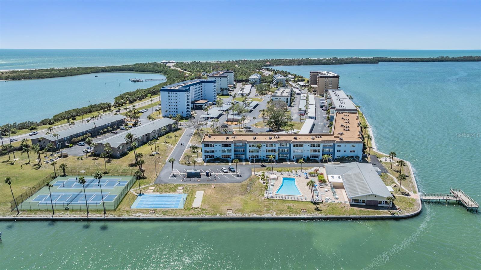 9 HAIG PL #104, DUNEDIN, FL, 34698