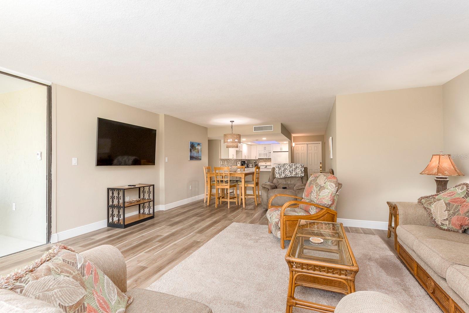 1390 GULF BLVD #804, CLEARWATER BEACH, FL, 33767