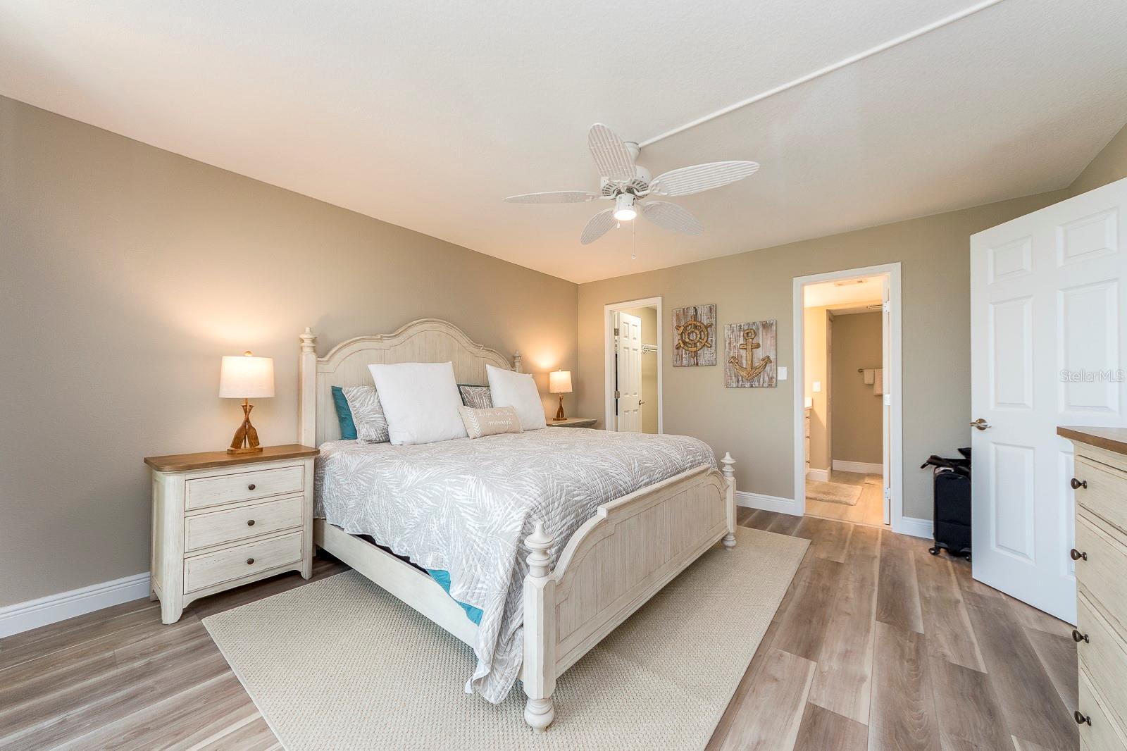 1390 GULF BLVD #804, CLEARWATER BEACH, FL, 33767