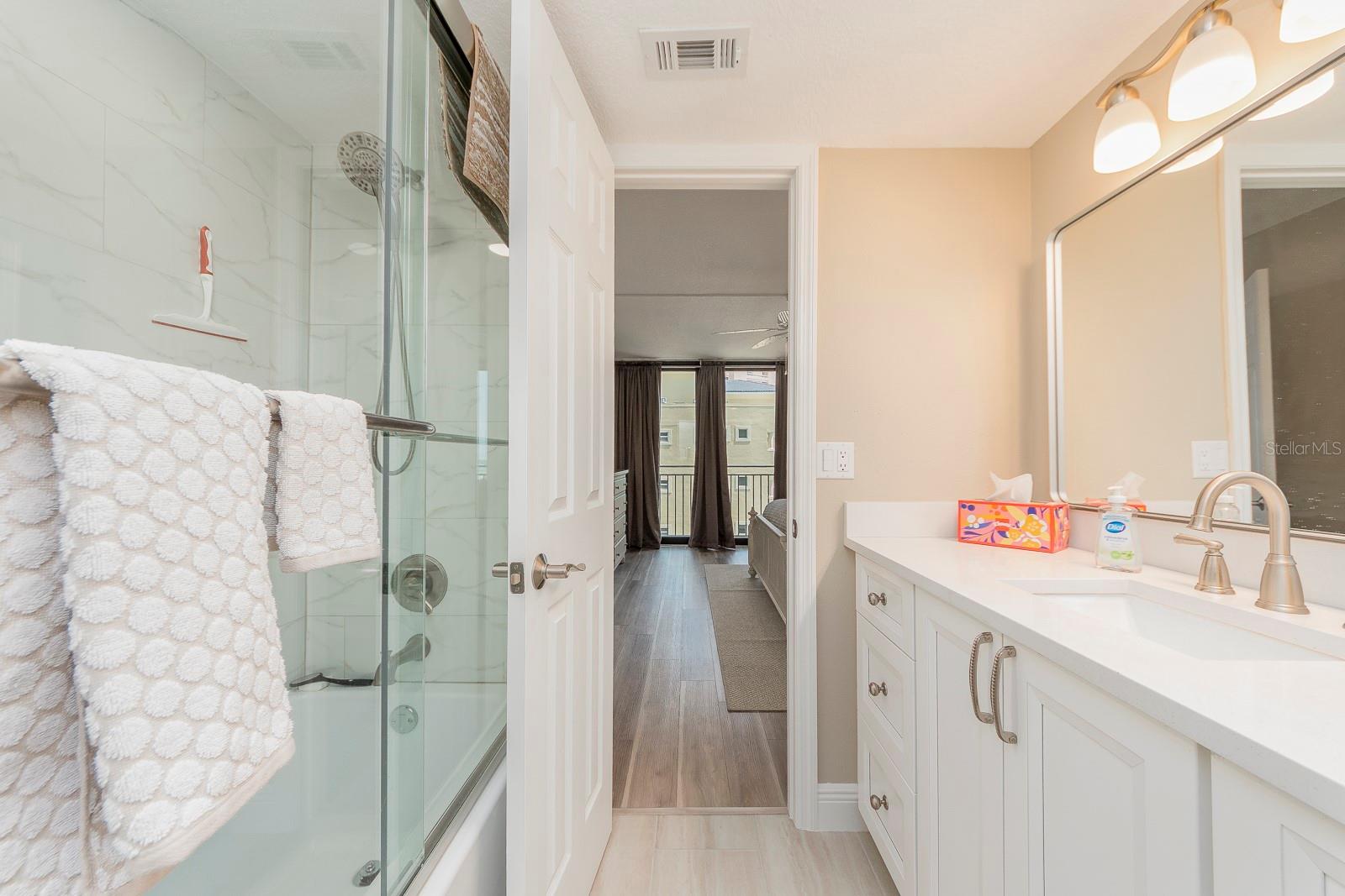 1390 GULF BLVD #804, CLEARWATER BEACH, FL, 33767