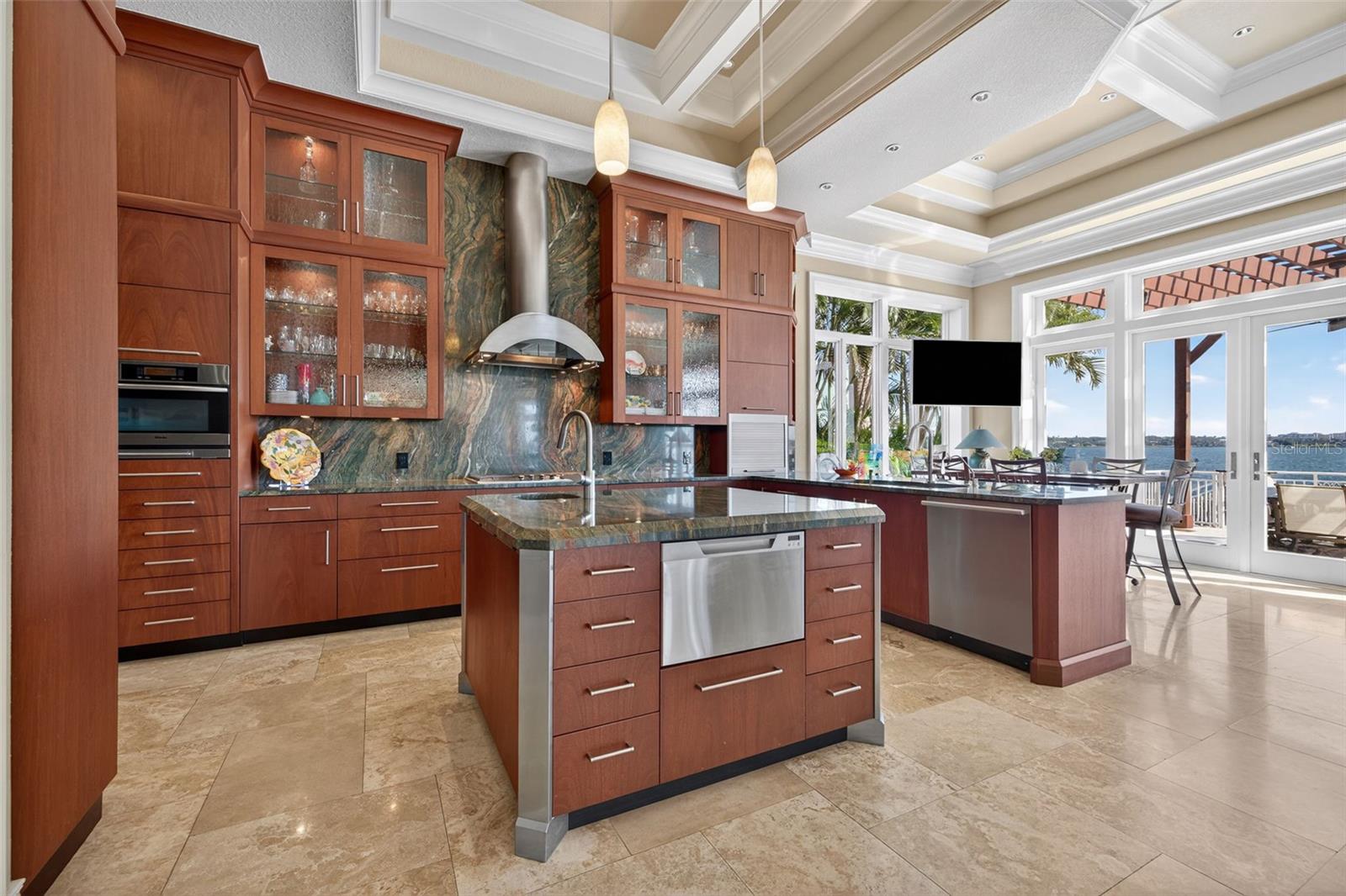 TB8448007 Property Photo