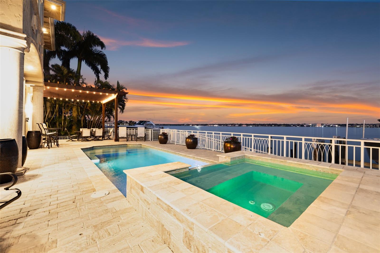 TB8448007 Property Photo