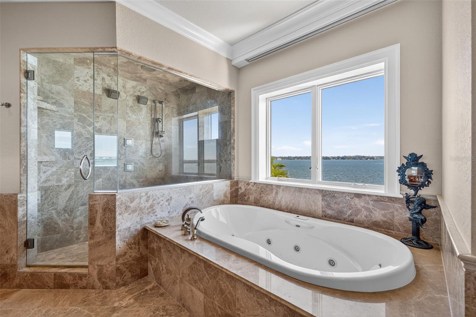 TB8448007 Property Photo