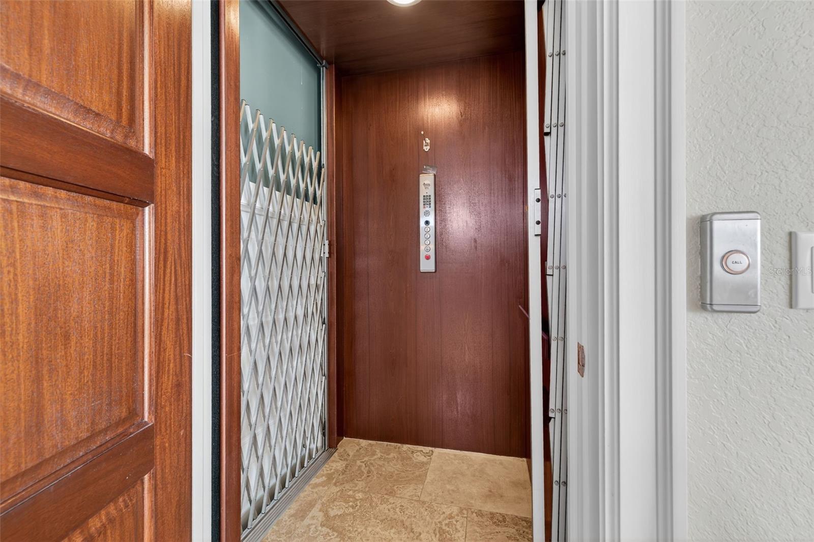 TB8448007 Property Photo