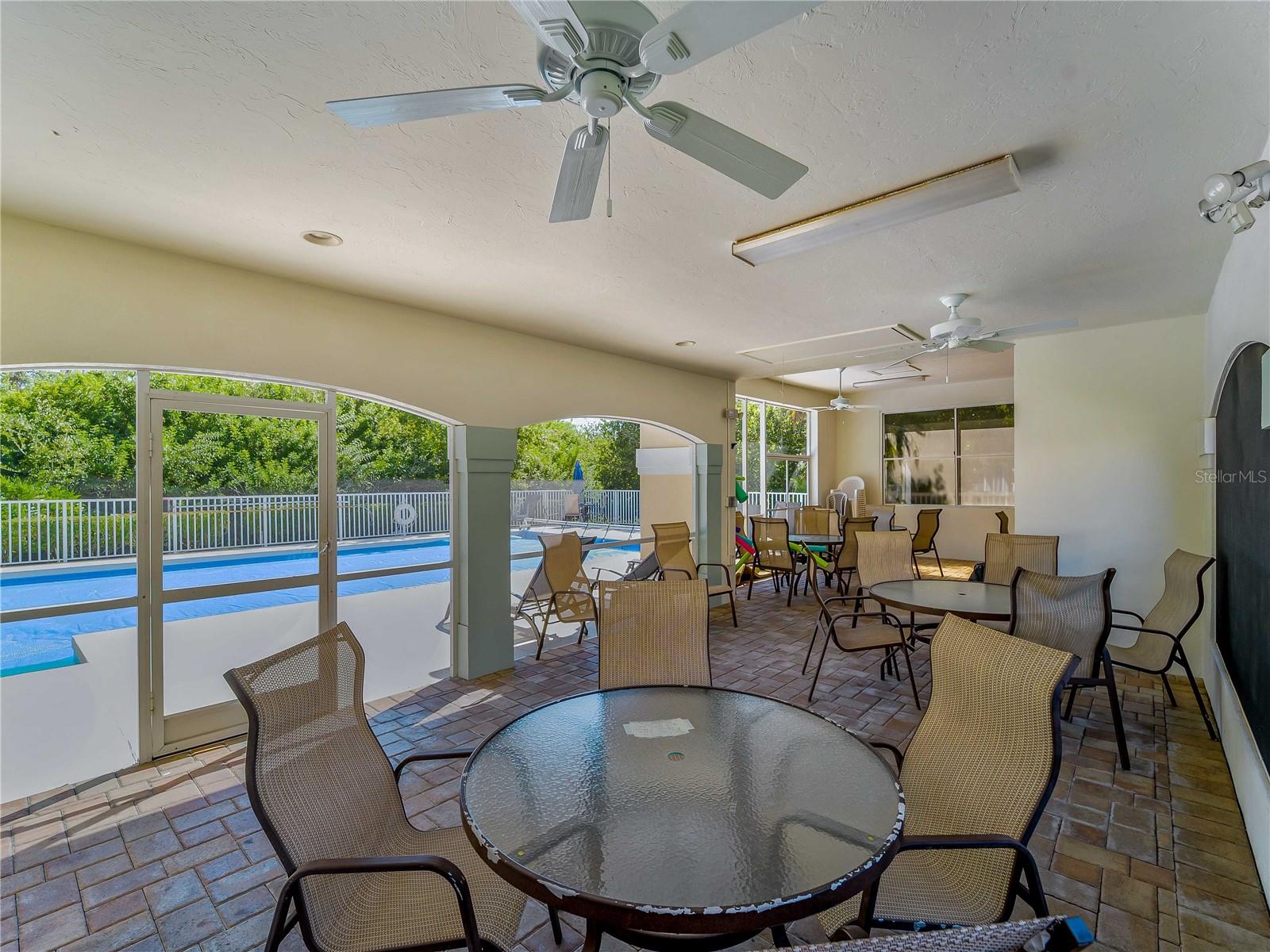 8419 WHISPERING WOODS CT, LAKEWOOD RANCH, FL, 34202