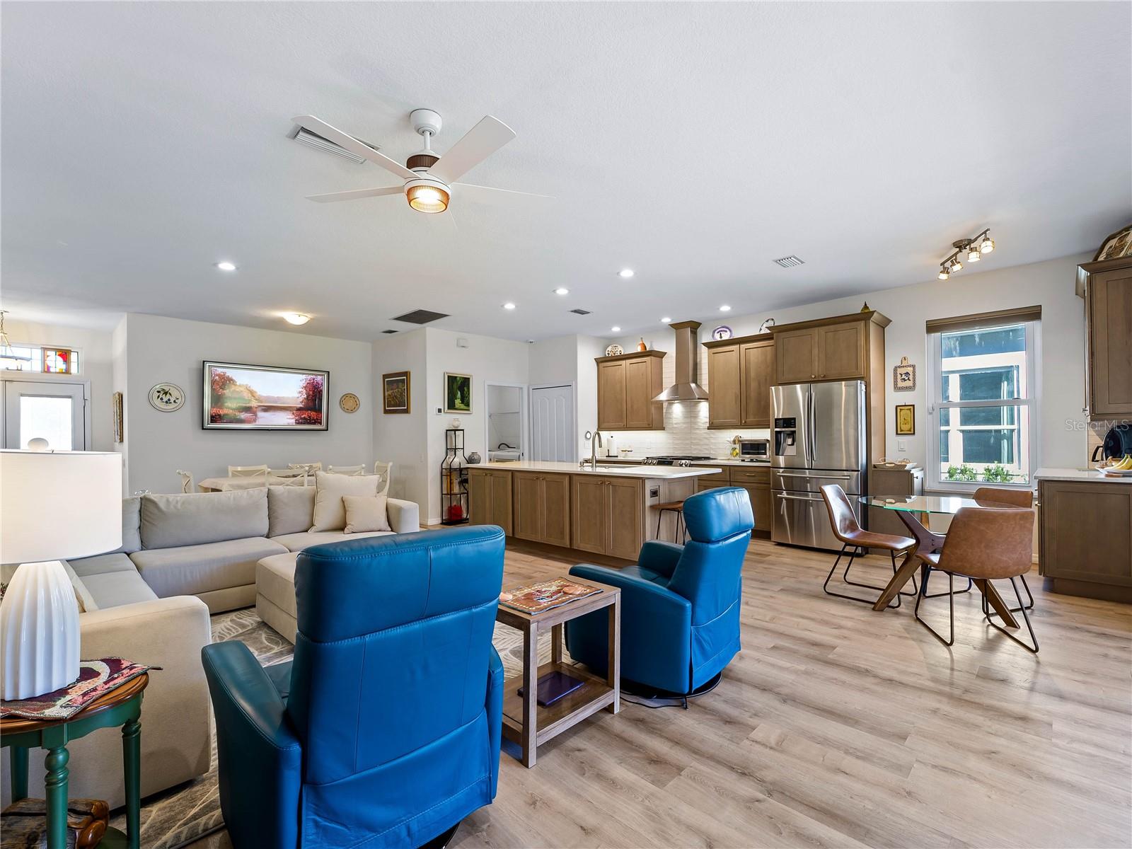 8419 WHISPERING WOODS CT, LAKEWOOD RANCH, FL, 34202