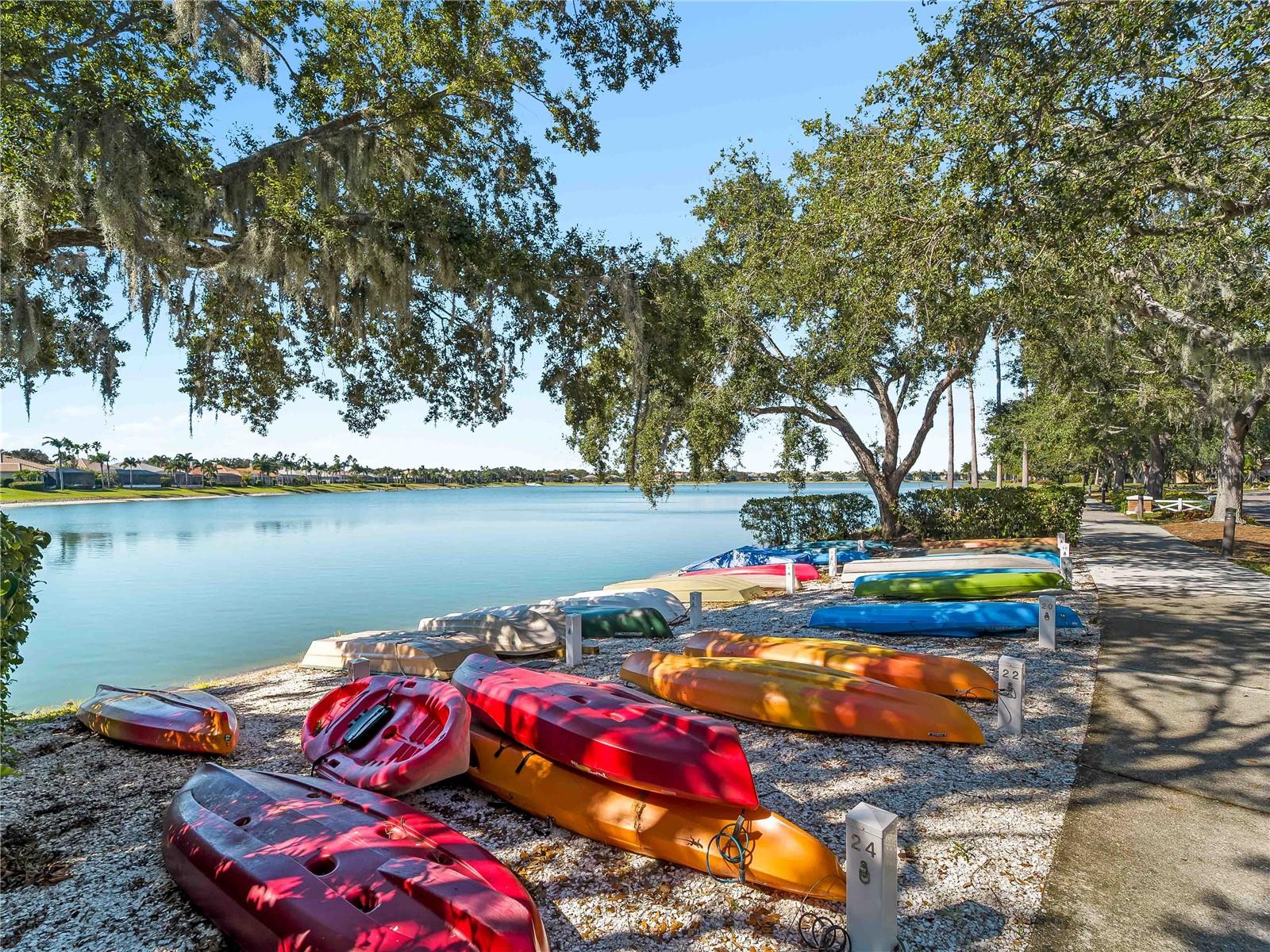 8419 WHISPERING WOODS CT, LAKEWOOD RANCH, FL, 34202