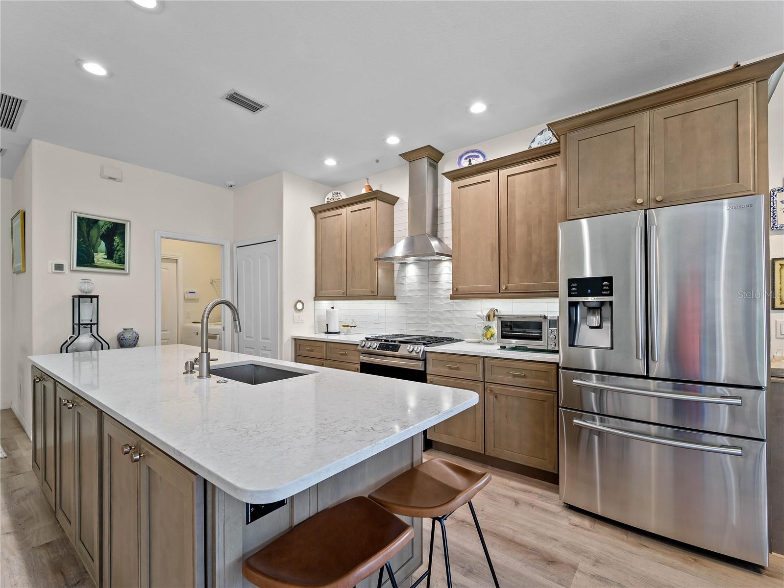 8419 WHISPERING WOODS CT, LAKEWOOD RANCH, FL, 34202