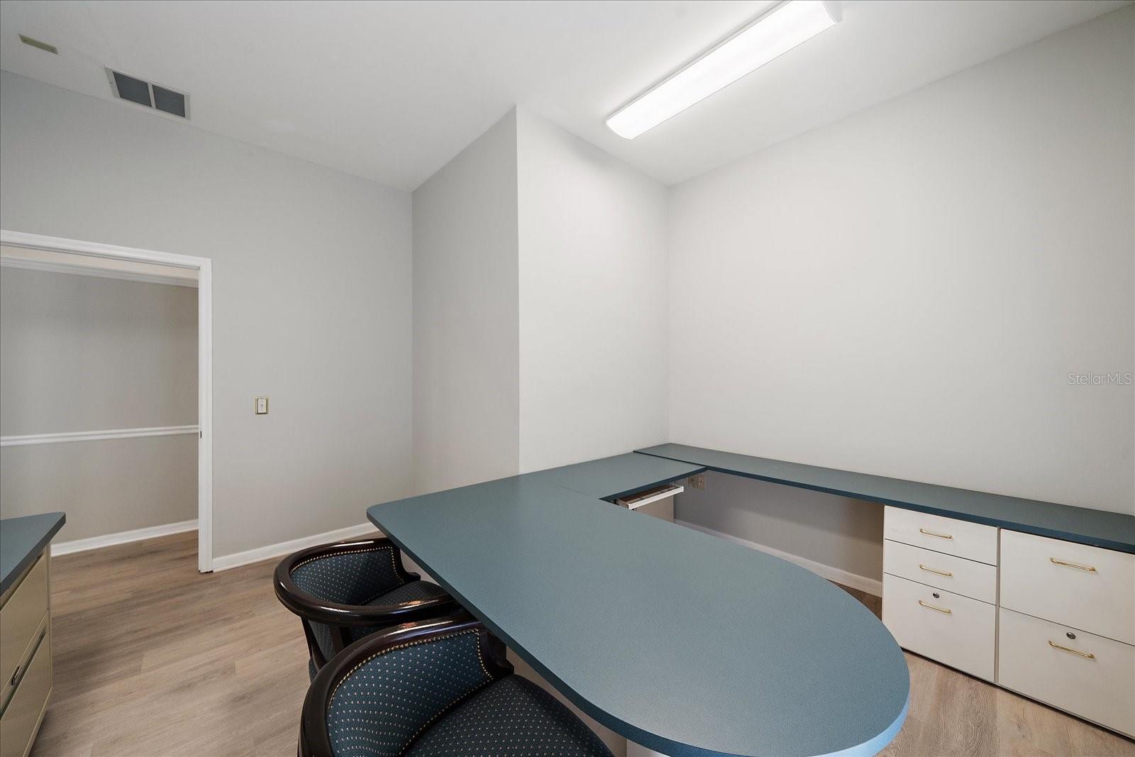 3900 CLARK RD #5, SARASOTA, FL, 34233