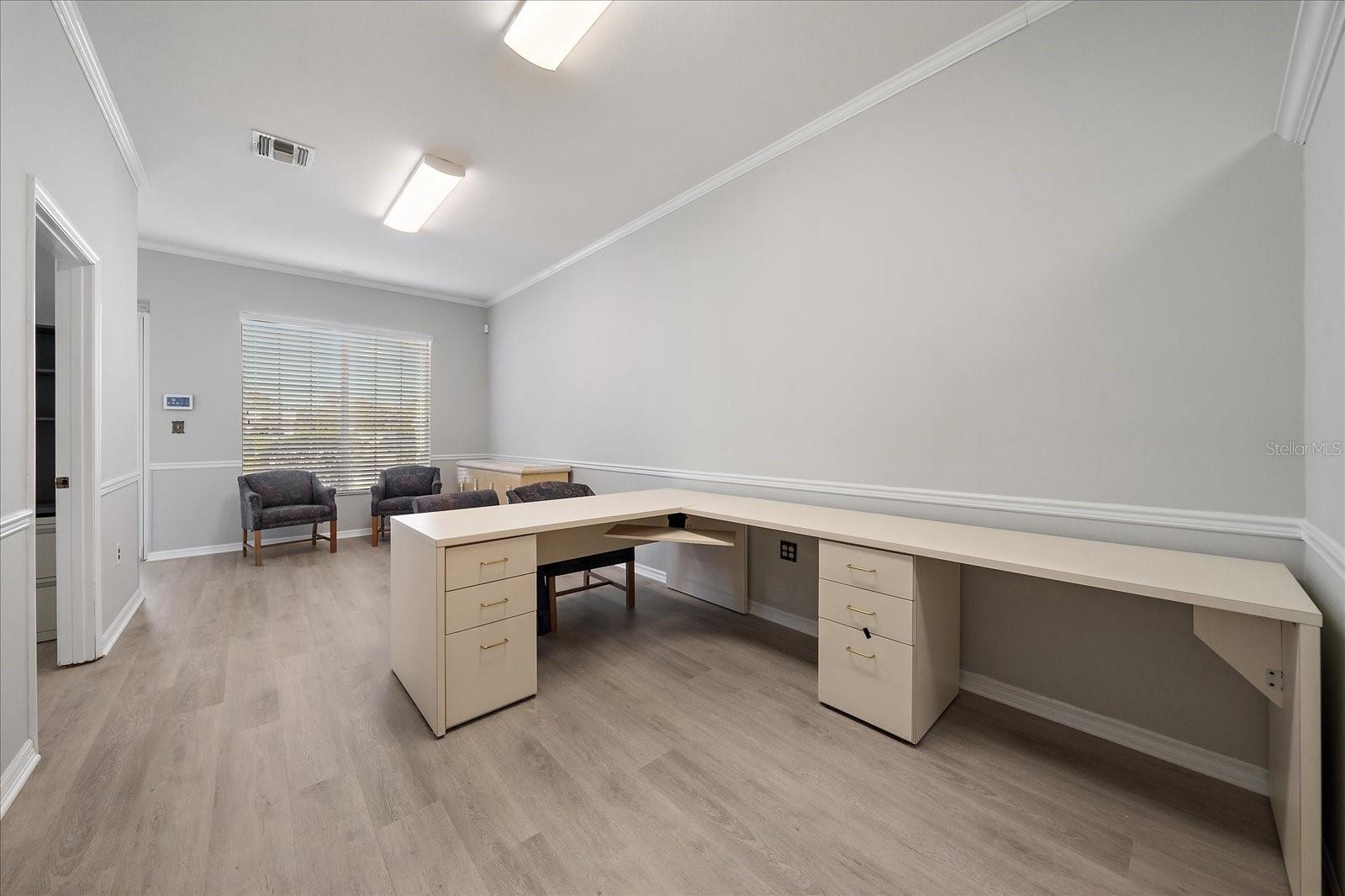 3900 CLARK RD #5, SARASOTA, FL, 34233