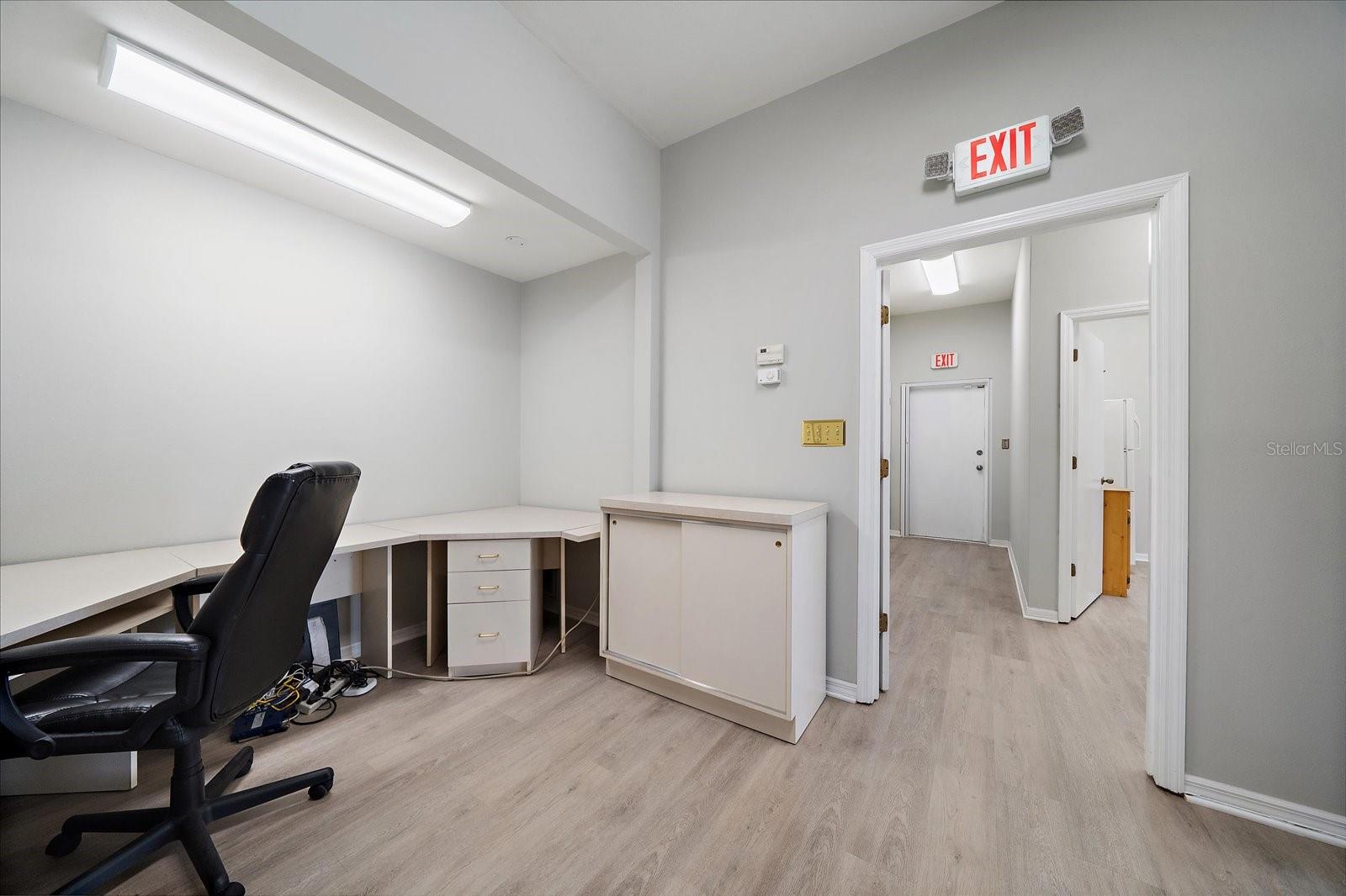 3900 CLARK RD #5, SARASOTA, FL, 34233