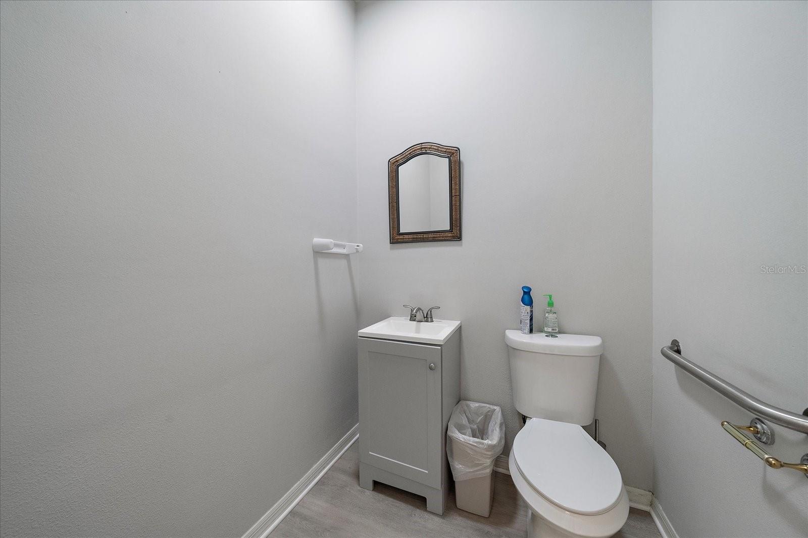 3900 CLARK RD #5, SARASOTA, FL, 34233