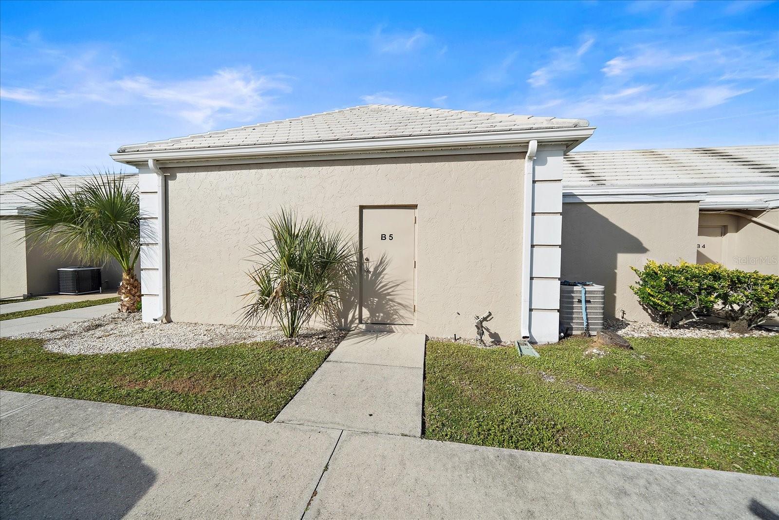 3900 CLARK RD #5, SARASOTA, FL, 34233
