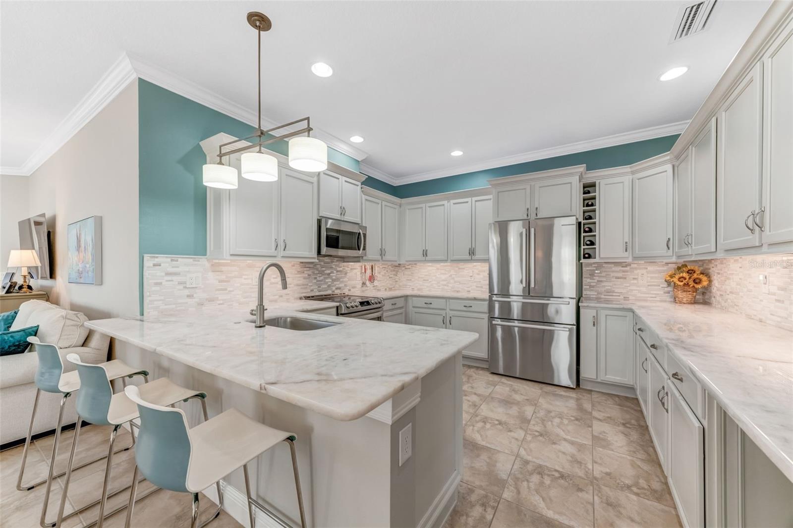 5438 SUNSET FALLS DR, APOLLO BEACH, FL, 33572