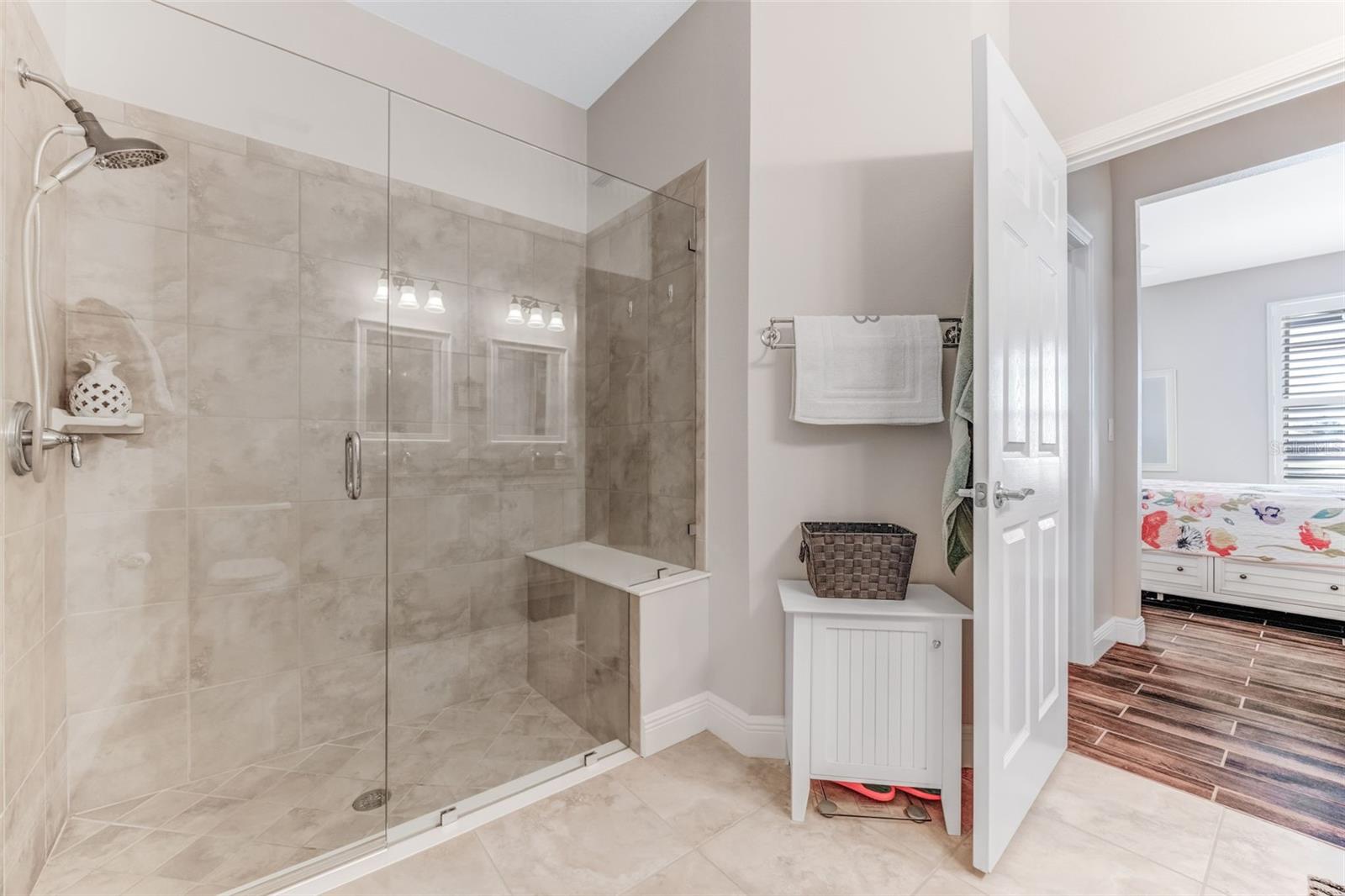 5438 SUNSET FALLS DR, APOLLO BEACH, FL, 33572