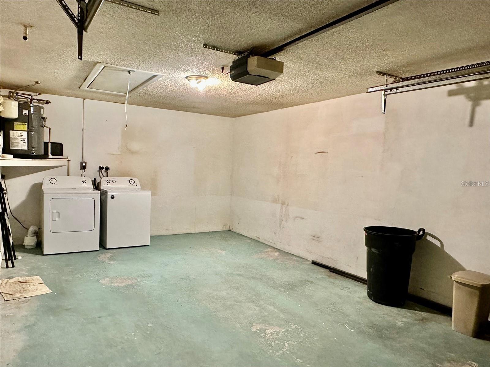 W7880728 Property Photo