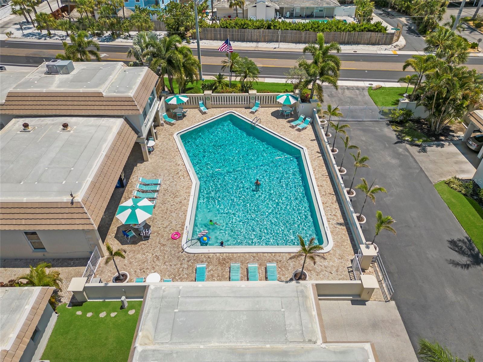 6150 MIDNIGHT PASS RD #V12, SARASOTA, FL, 34242