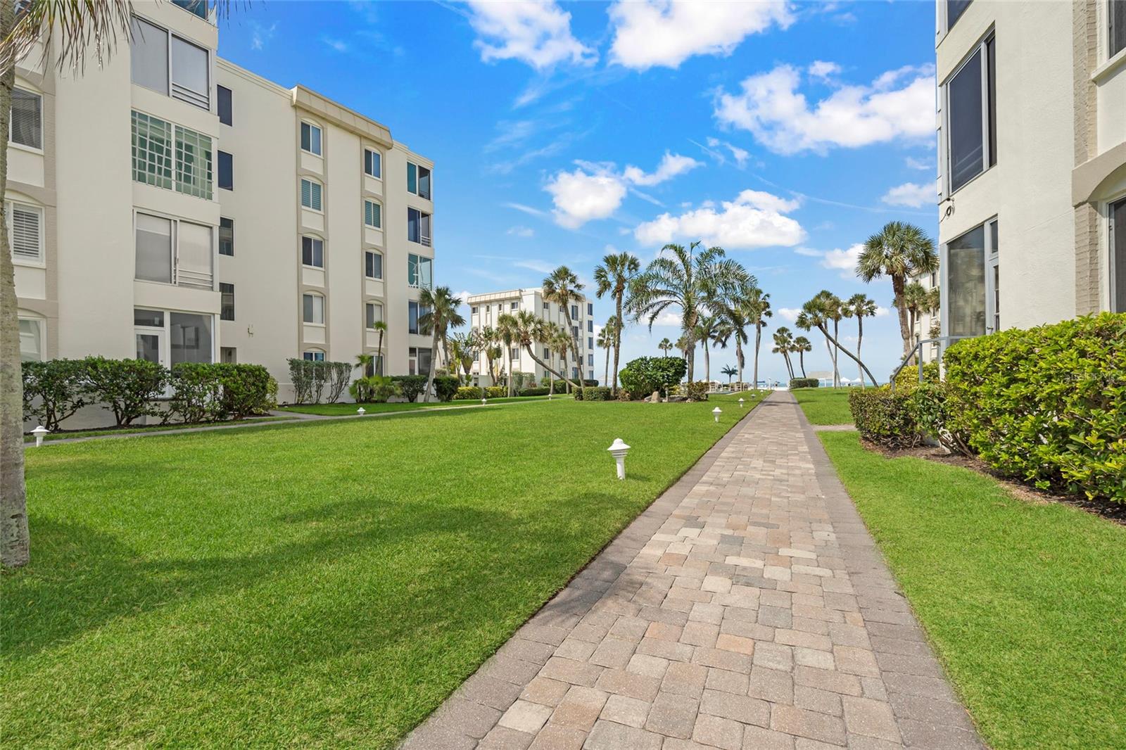 6150 MIDNIGHT PASS RD #V12, SARASOTA, FL, 34242