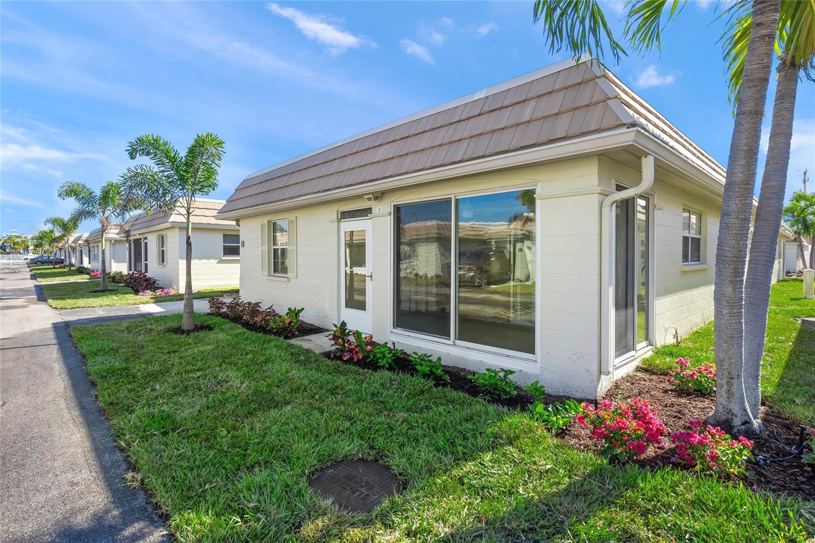 6150 MIDNIGHT PASS RD #V12, SARASOTA, FL, 34242