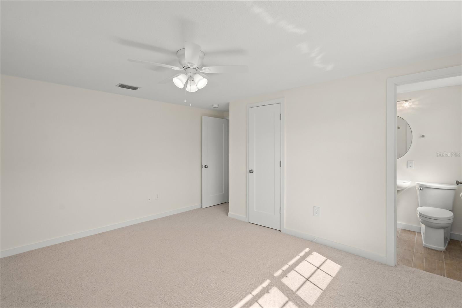 6150 MIDNIGHT PASS RD #V12, SARASOTA, FL, 34242