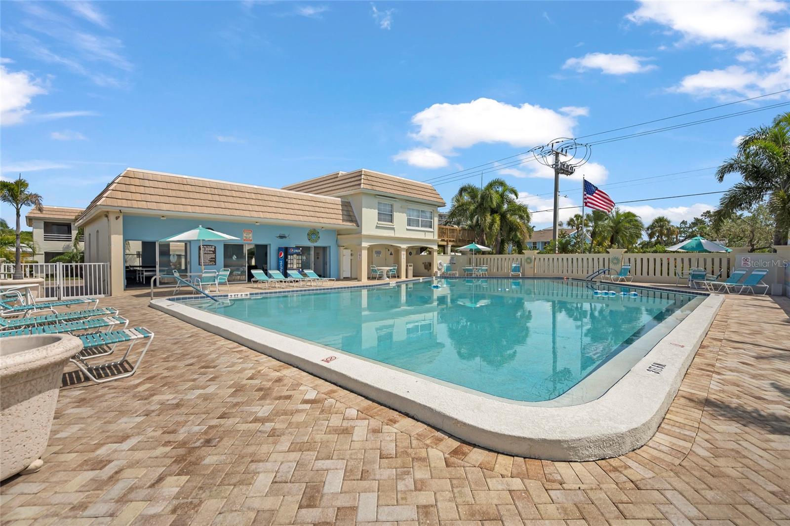 6150 MIDNIGHT PASS RD #V12, SARASOTA, FL, 34242