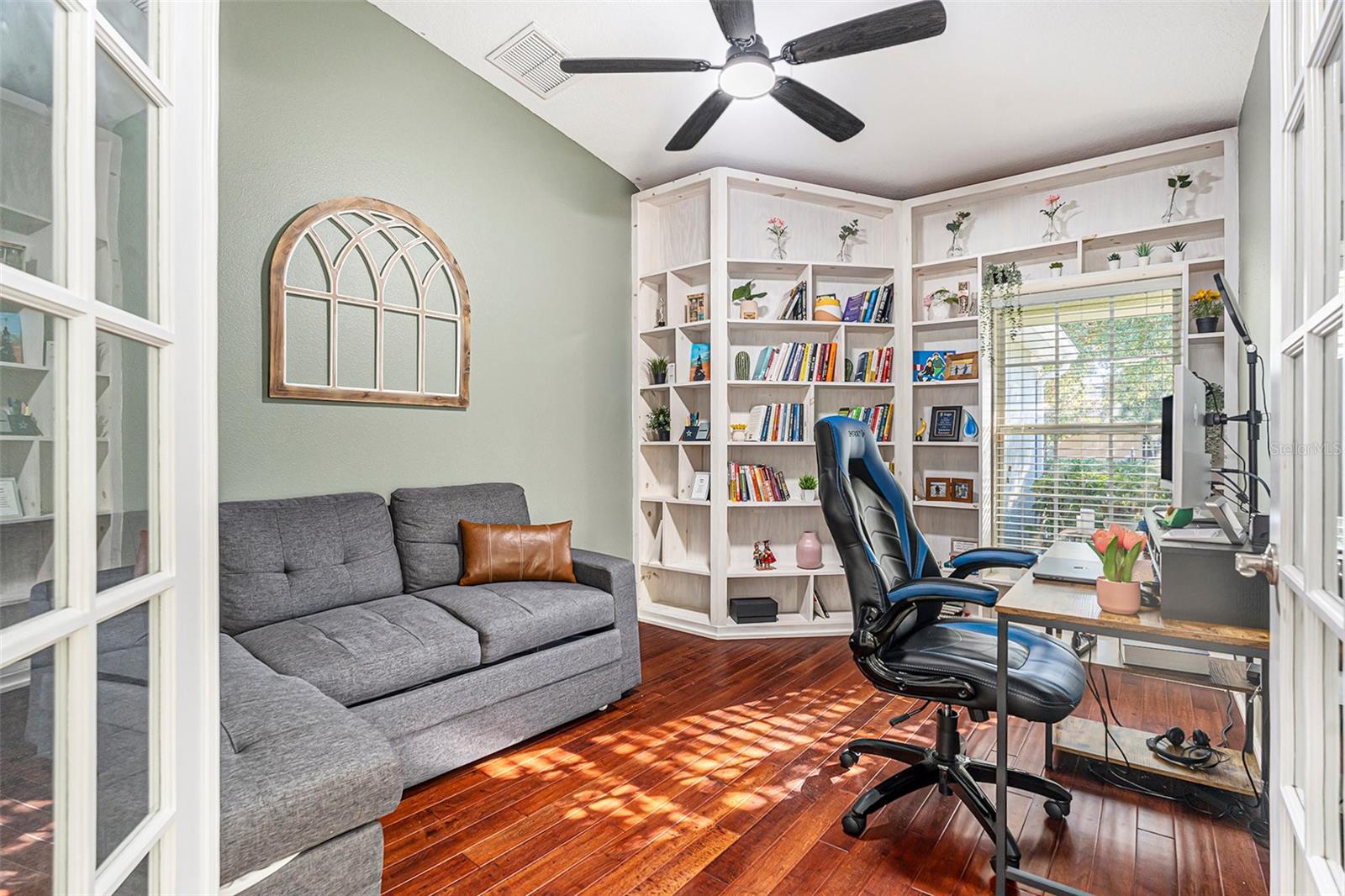 4th bedroom or home office with custom shelving!