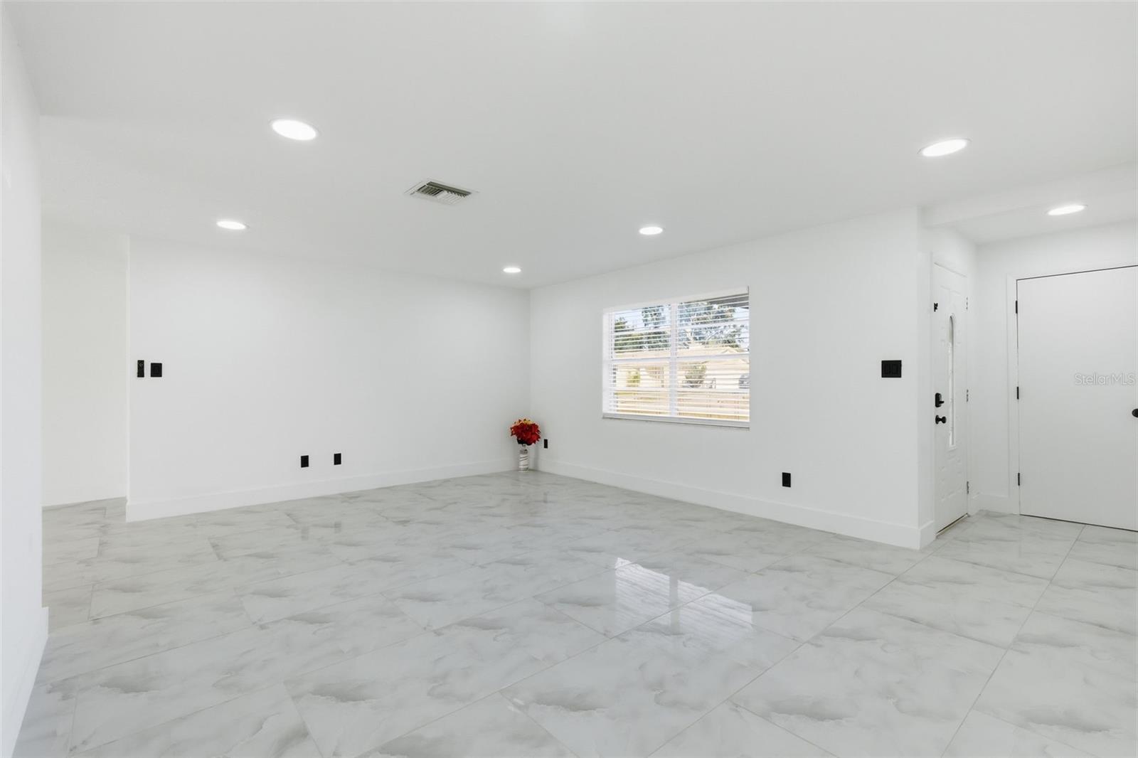 5644 AULD LN, HOLIDAY, FL, 34690