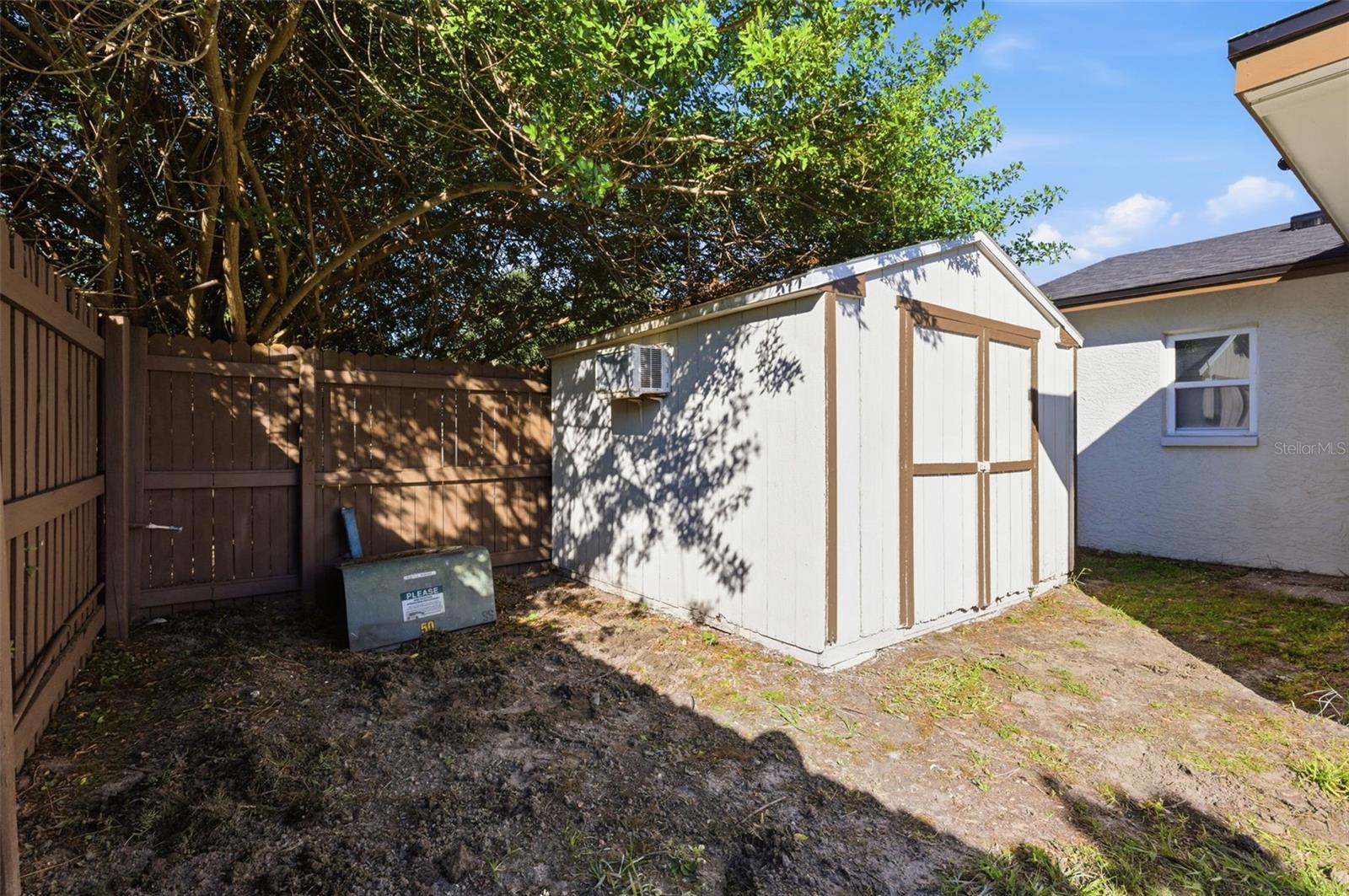 5644 AULD LN, HOLIDAY, FL, 34690