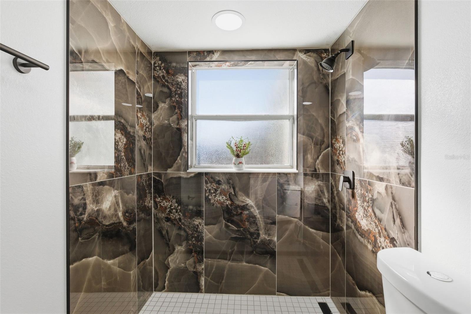 5644 AULD LN, HOLIDAY, FL, 34690