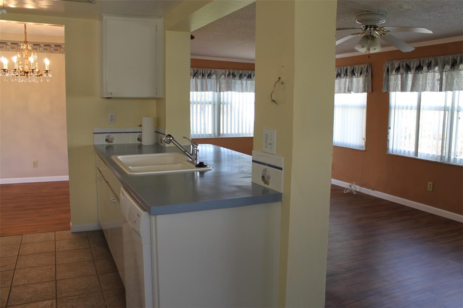 4251 100TH AVE N, PINELLAS PARK, FL, 33782