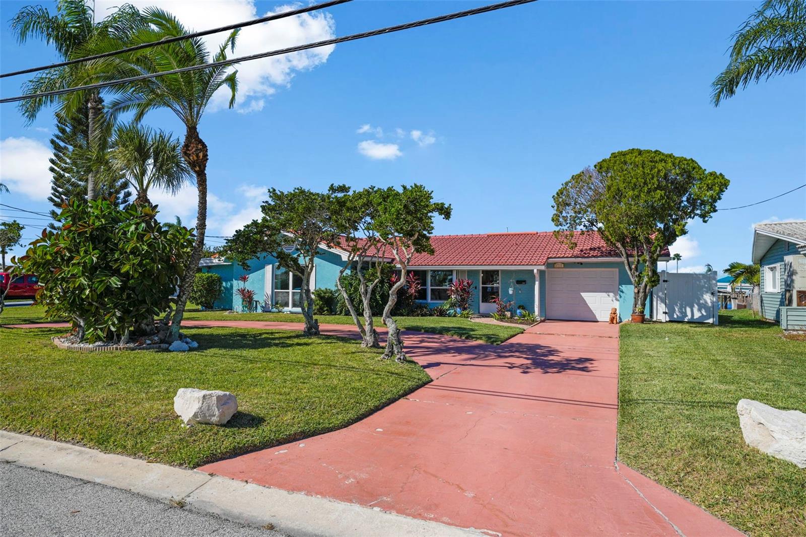 3711 FLORAMAR TER, NEW PORT RICHEY, FL, 34652