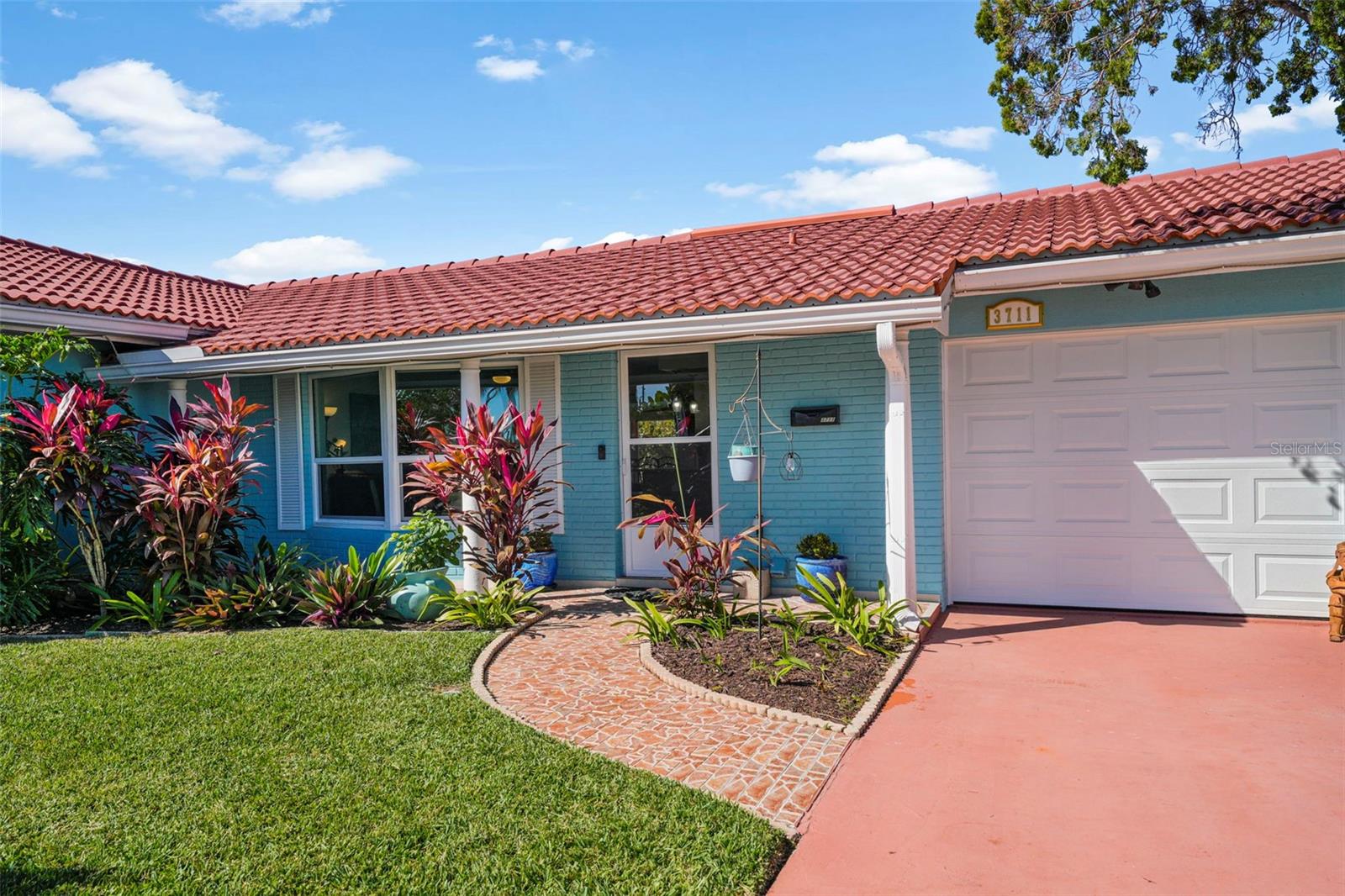3711 FLORAMAR TER, NEW PORT RICHEY, FL, 34652