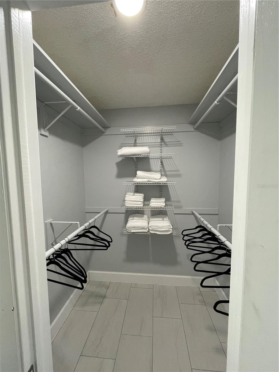 1695 N BANANA RIVER DR, MERRITT ISLAND, FL, 32952