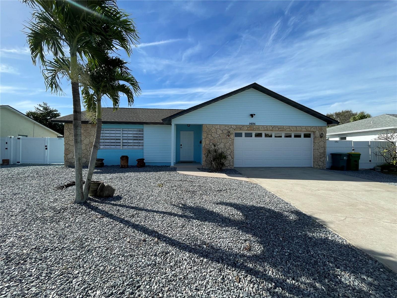 1695 N BANANA RIVER DR, MERRITT ISLAND, FL, 32952