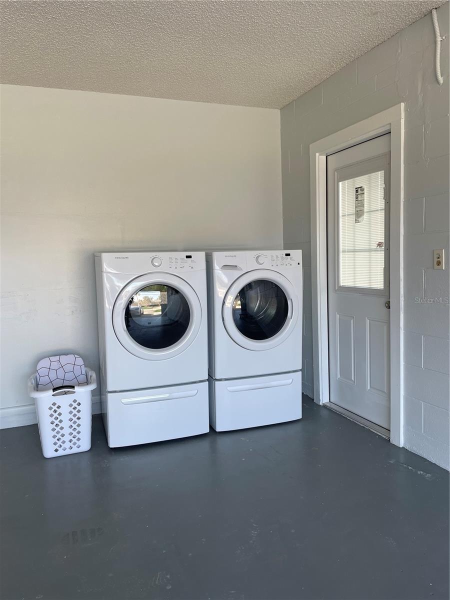 1695 N BANANA RIVER DR, MERRITT ISLAND, FL, 32952