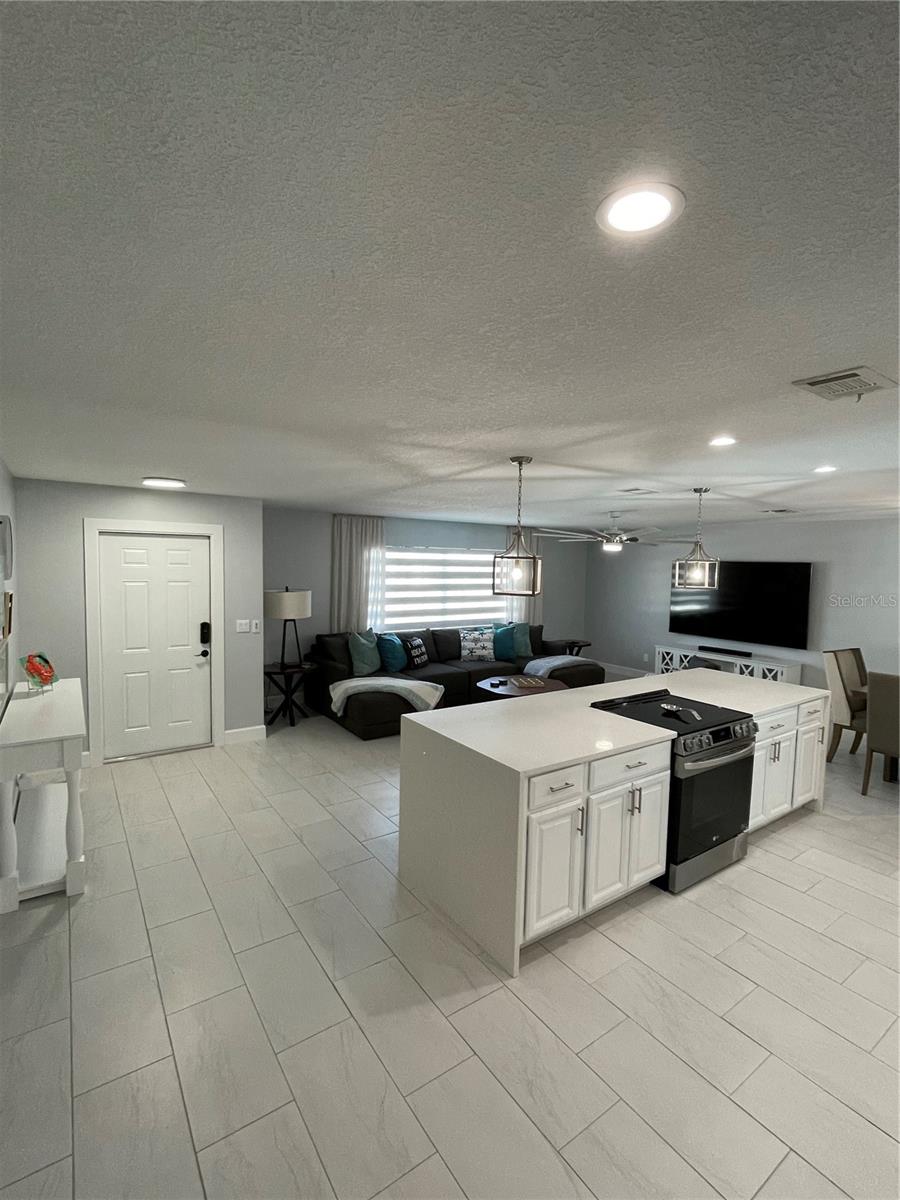 1695 N BANANA RIVER DR, MERRITT ISLAND, FL, 32952